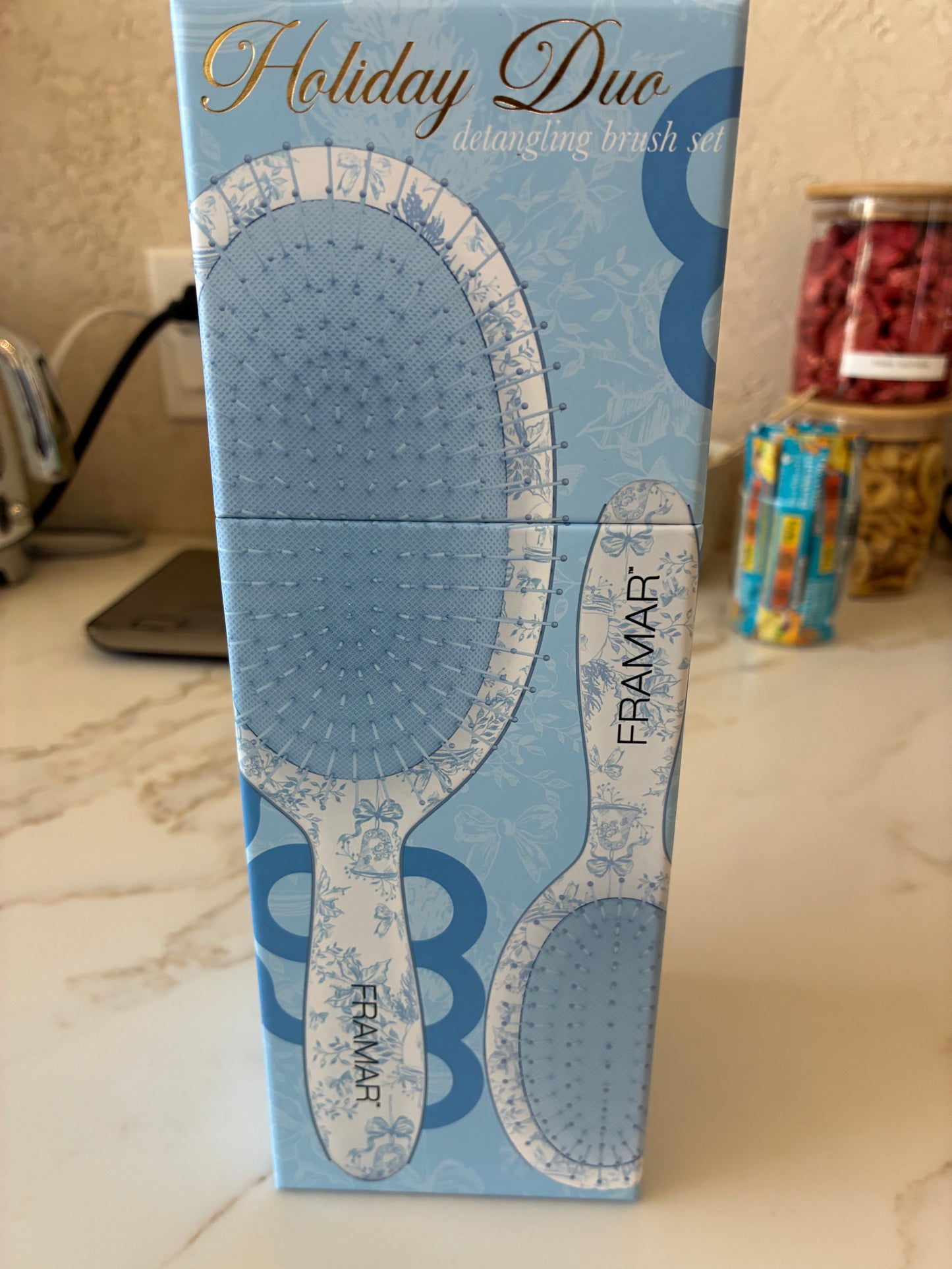 Brosse ensemble des fêtes